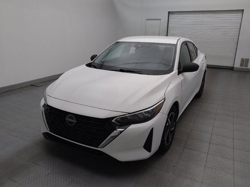 Used 2024 Nissan Sentra SV FWD image 15