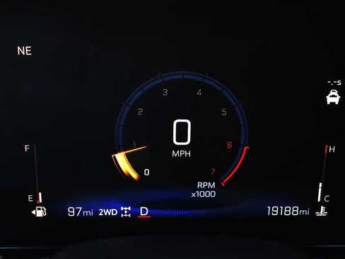 Used 2024 Chevrolet TrailBlazer ACTIV w/ Driver Confidence Package image 14