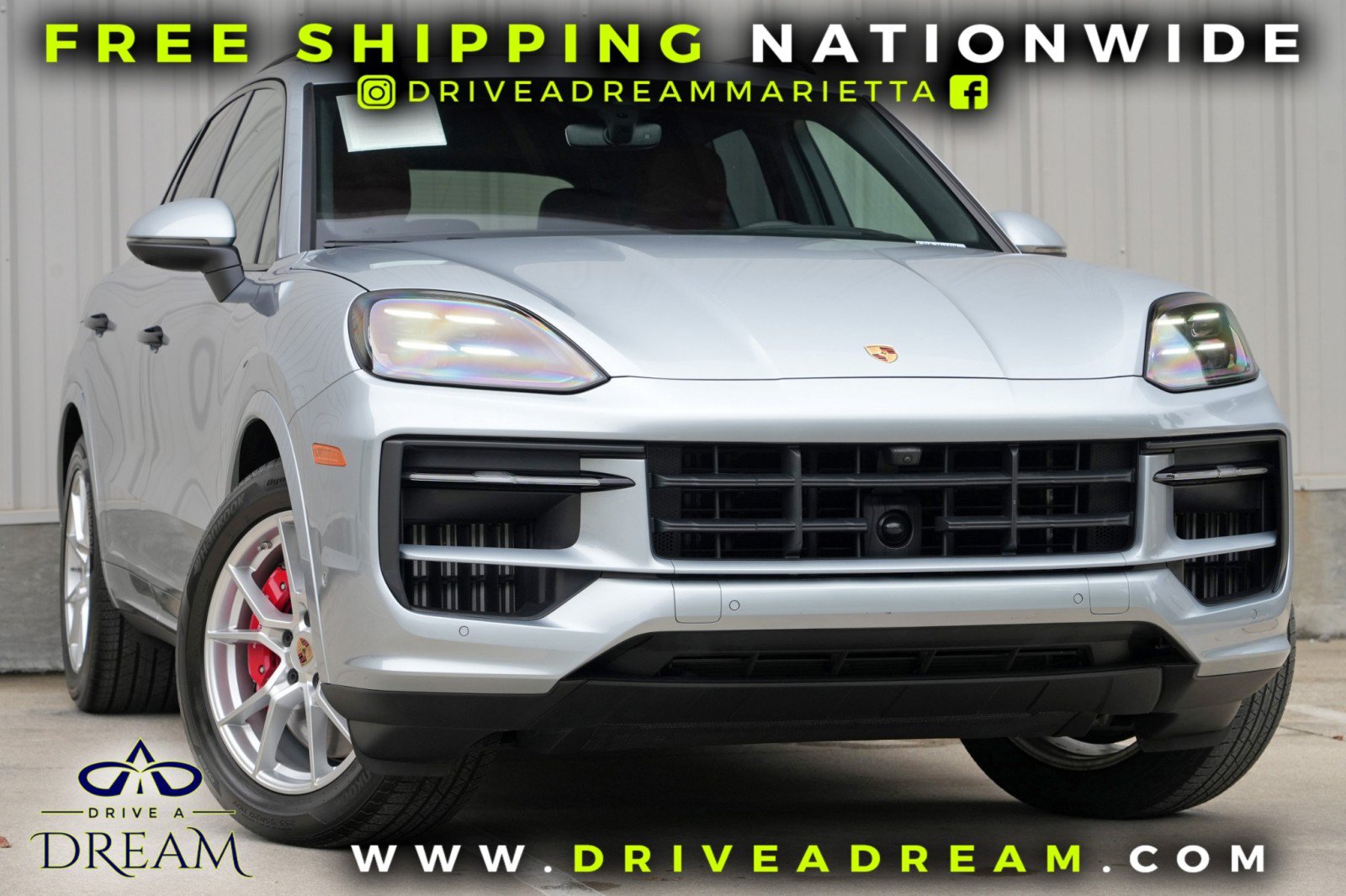 Used 2025 Porsche Cayenne S AWD/4WD image 2