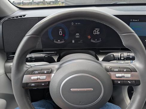 Certified 2024 Hyundai Kona SEL AWD/4WD image 37