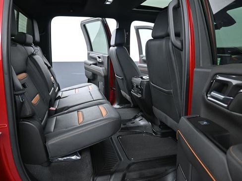 Used 2024 GMC Sierra 2500 AT4 w/ AT4 Premium Plus Package image 18