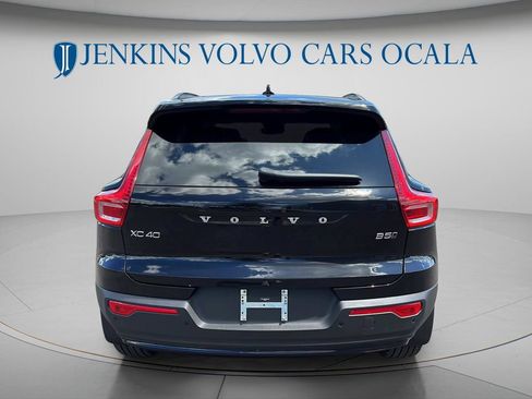 New 2026 Volvo XC40 B5 Plus w/ Climate Package AWD/4WD image 4