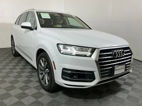 Used 2019 Audi Q7 3.0T Prestige AWD/4WD image 4