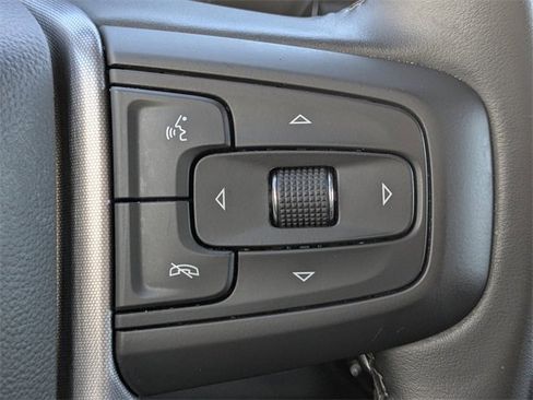 Used 2025 GMC Sierra 1500 SLT image 31