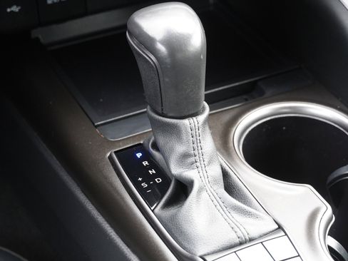 Certified 2024 Toyota Camry SE image 32