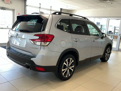 Used 2023 Subaru Forester Limited w/ Popular Package #2 AWD/4WD image 16