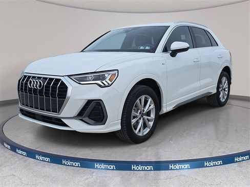 Used 2025 Audi Q3 2.0T Premium w/ Convenience Package image 1