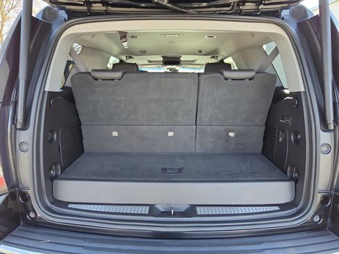 Used 2019 GMC Yukon Denali w/ Denali Ultimate Package image 27