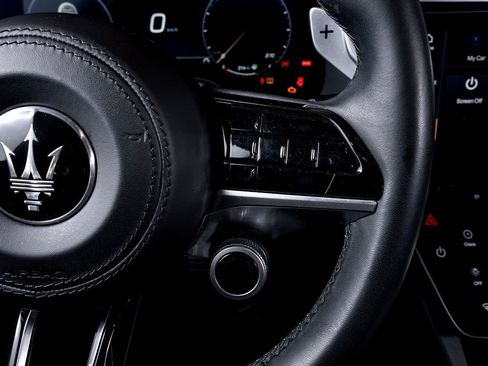 Used 2023 Maserati Grecale GT image 39