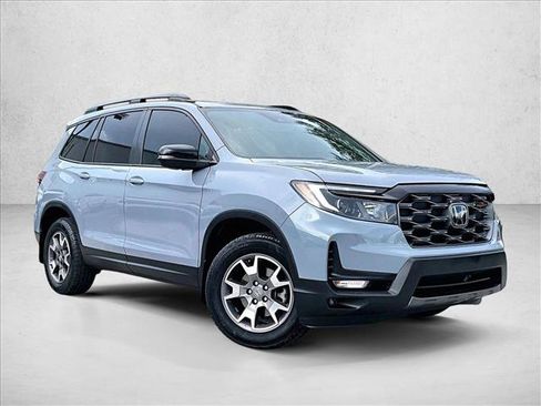 Used 2022 Honda Passport TrailSport image 12