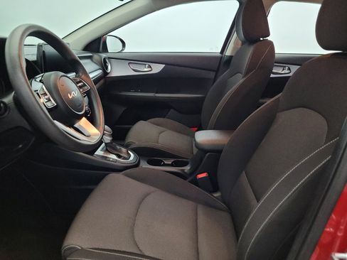 Used 2024 Kia Forte LXS FWD image 17