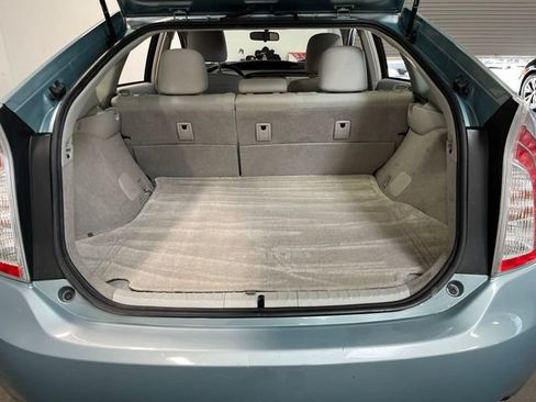 Used 2015 Toyota Prius Three FWD image 16