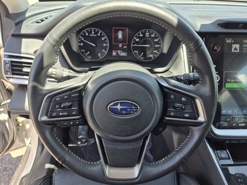 Used 2024 Subaru Outback Touring XT AWD/4WD image 9