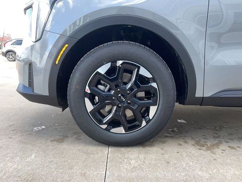 New 2026 Kia Sorento S image 16