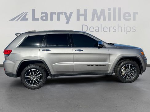 Used 2019 Jeep Grand Cherokee Limited image 6