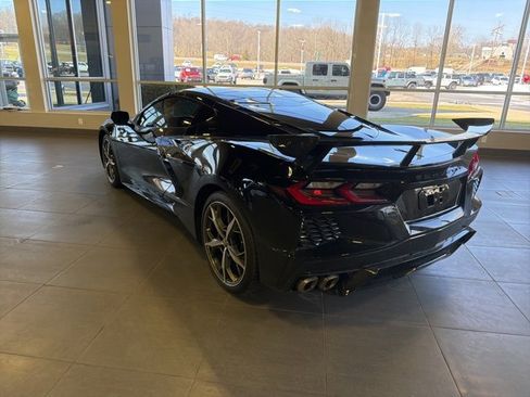 Used 2023 Chevrolet Corvette Stingray Coupe w/ 1LT image 4