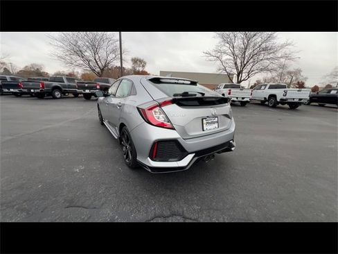 Used 2019 Honda Civic Sport image 6