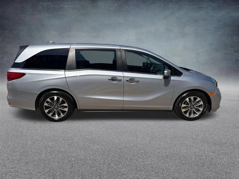 Used 2024 Honda Odyssey EX-L image 6