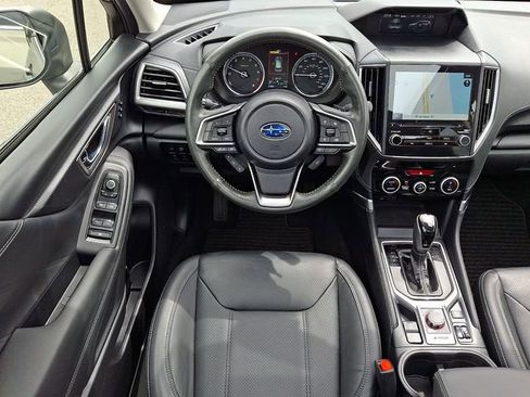 Used 2023 Subaru Forester Touring AWD/4WD image 12