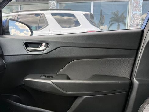 Used 2021 Hyundai Accent Limited FWD image 27