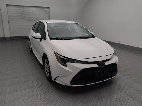 Used 2021 Toyota Corolla LE FWD image 14