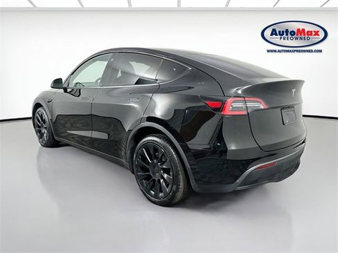 Used 2023 Tesla Model Y Long Range image 6