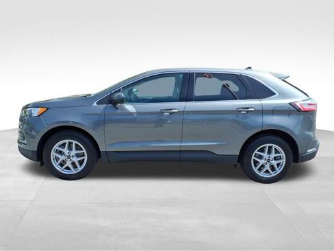 Used 2024 Ford Edge SEL AWD/4WD image 4