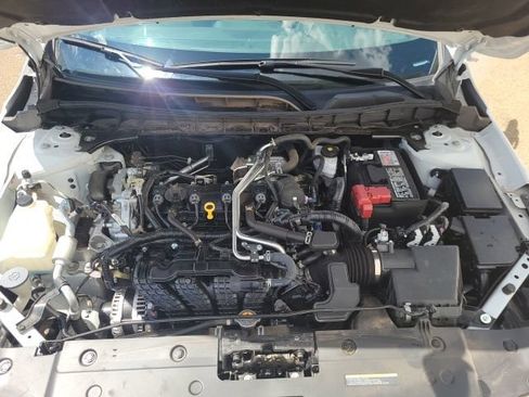 Used 2023 Nissan Altima 2.5 SL FWD image 11
