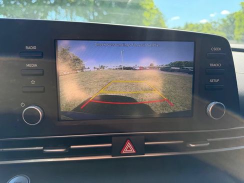 Used 2021 Hyundai Elantra SEL FWD image 22