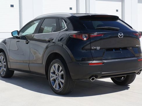 Used 2025 MAZDA CX-30 AWD 2.5 S w/ Preferred Package image 8