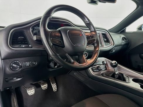 Used 2022 Dodge Challenger R/T w/ Blacktop Package image 22