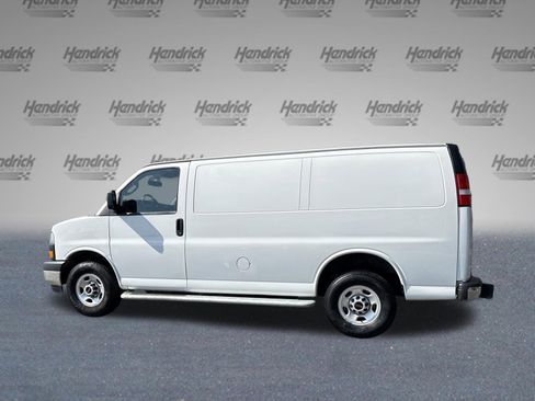 Used 2024 GMC Savana 2500 w/ Driver Convenience Package image 7