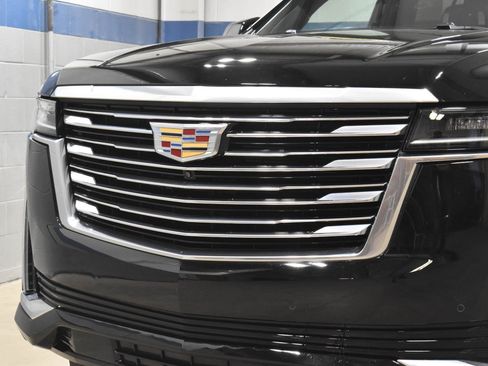 Certified 2023 Cadillac Escalade Premium Luxury Platinum w/ LPO, Floor Liner Package AWD/4WD image 30