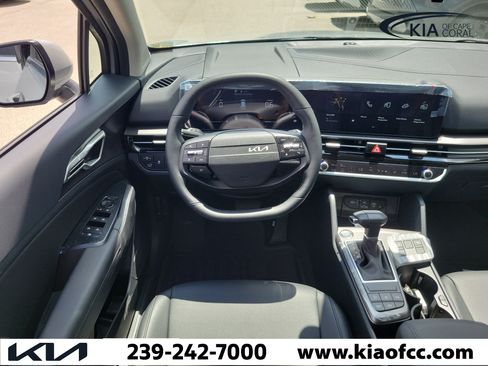 New 2026 Kia Sportage EX FWD image 16