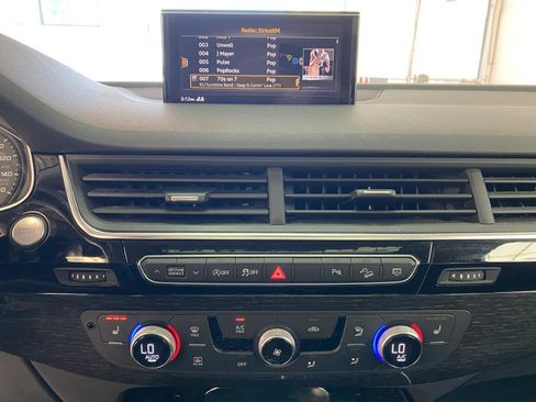 Used 2019 Audi Q7 3.0T Premium w/ Convenience Package AWD/4WD image 27