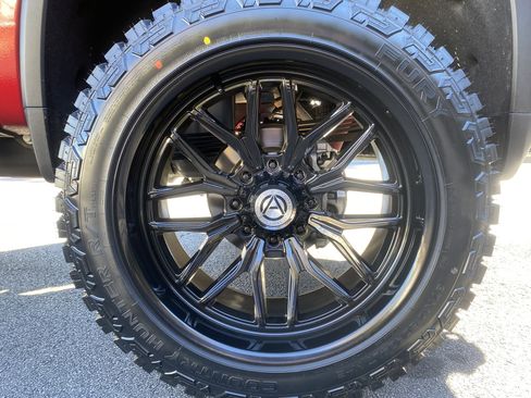 Used 2023 Chevrolet Silverado 2500 High Country w/ Z71 Off-Road Package image 49