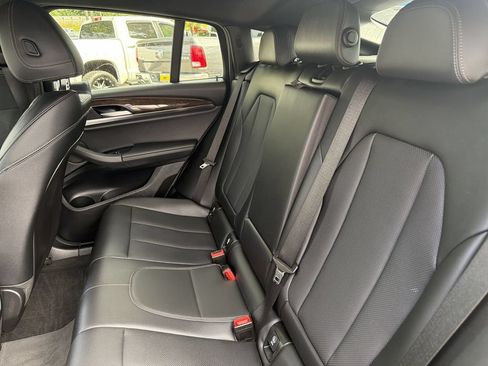 Used 2022 BMW X4 xDrive30i AWD/4WD image 26