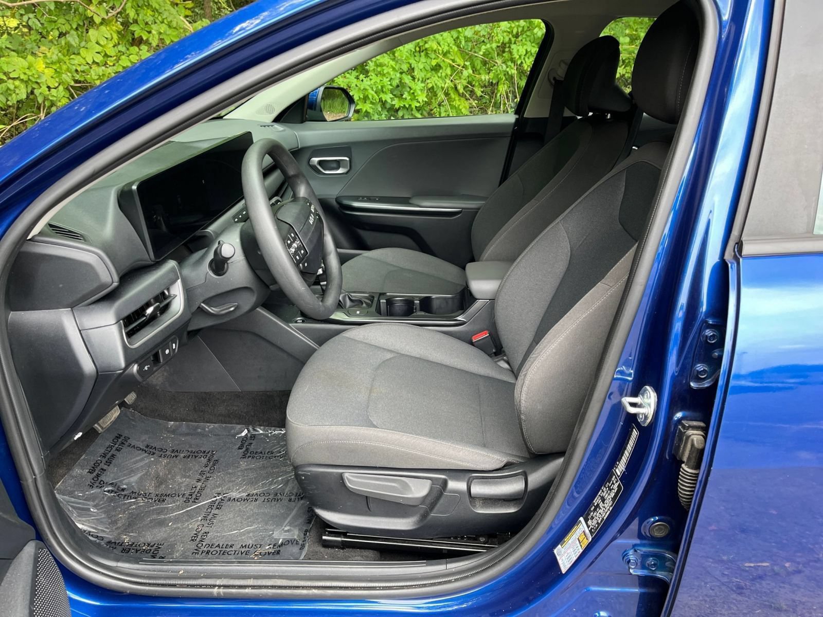 Used 2025 Kia K4 FWD image 29