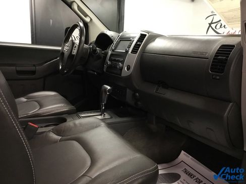 Used 2015 Nissan Xterra PRO-4X w/ Pro-4x Leather Package image 35