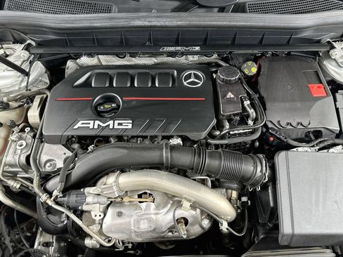 Certified 2023 Mercedes-Benz GLB 35 AMG 4MATIC image 32