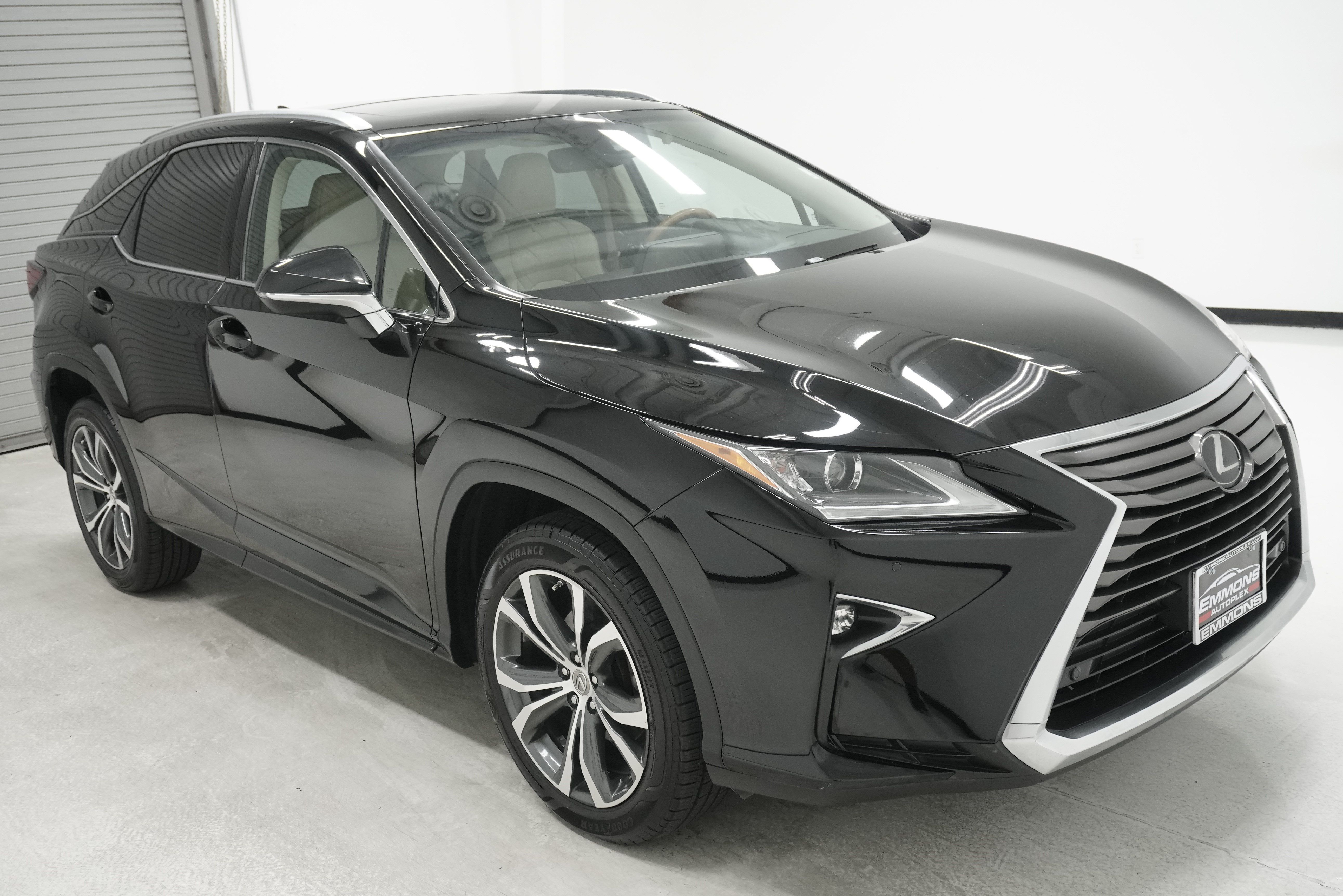 Used 2017 Lexus RX 350 FWD w/ Premium Package image 3