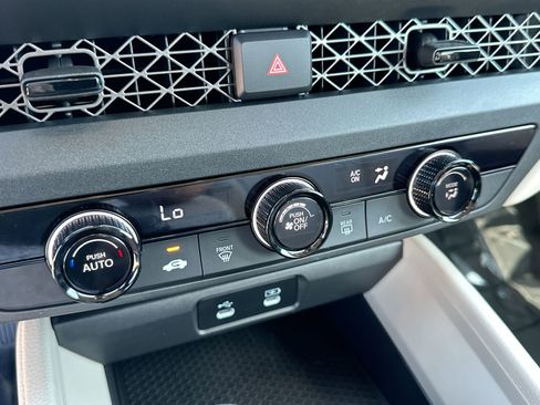 Used 2025 Honda Accord LX image 18