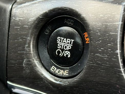 Used 2015 Jeep Grand Cherokee Limited w/ Luxury Group II AWD/4WD image 26