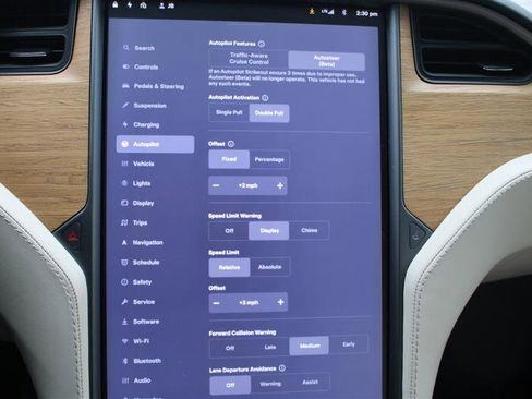 Used 2019 Tesla Model X 100D image 18