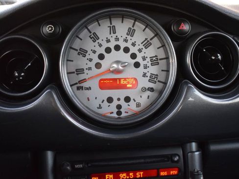 Used 2006 MINI Cooper Hardtop image 25