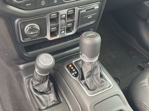 New 2026 Jeep Gladiator Sport image 24