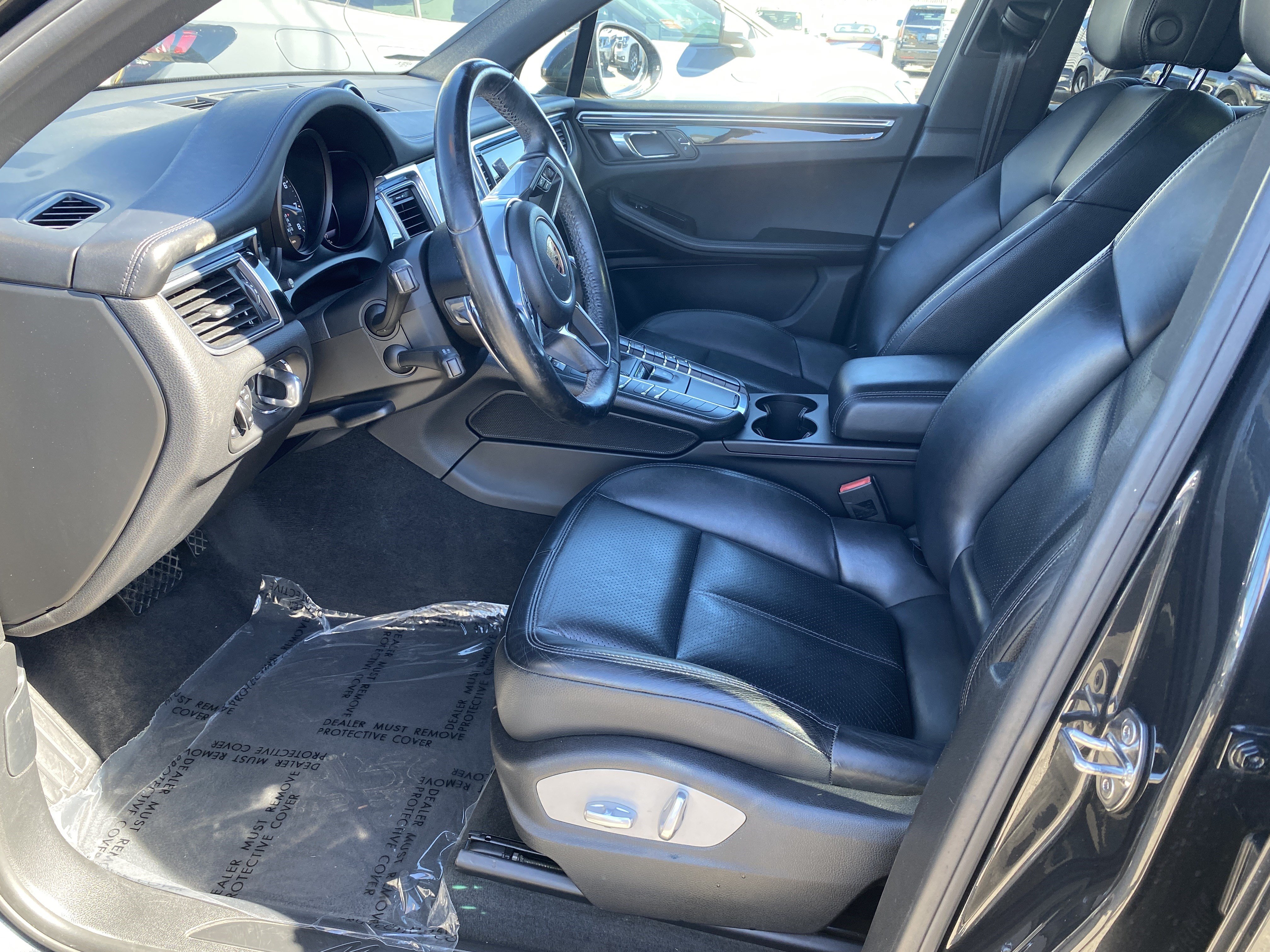 Used 2017 Porsche Macan AWD/4WD image 15
