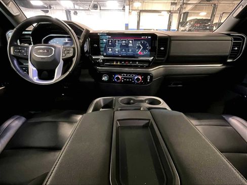 Used 2024 GMC Sierra 1500 SLT image 20