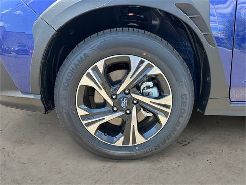 Used 2025 Subaru Crosstrek 2.0i Premium image 14