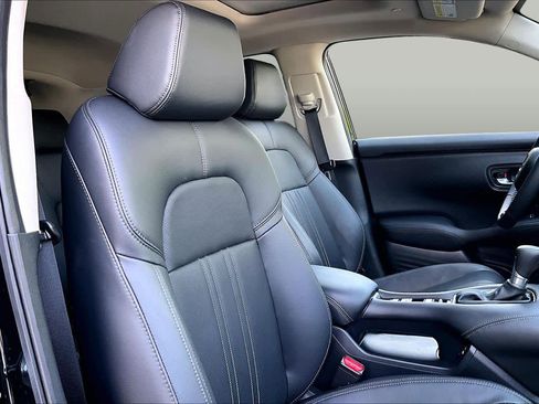 Used 2024 Honda HR-V EX-L image 9